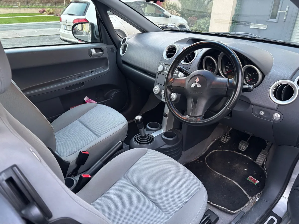 Mitsubishi Colt 2008 - Image 4