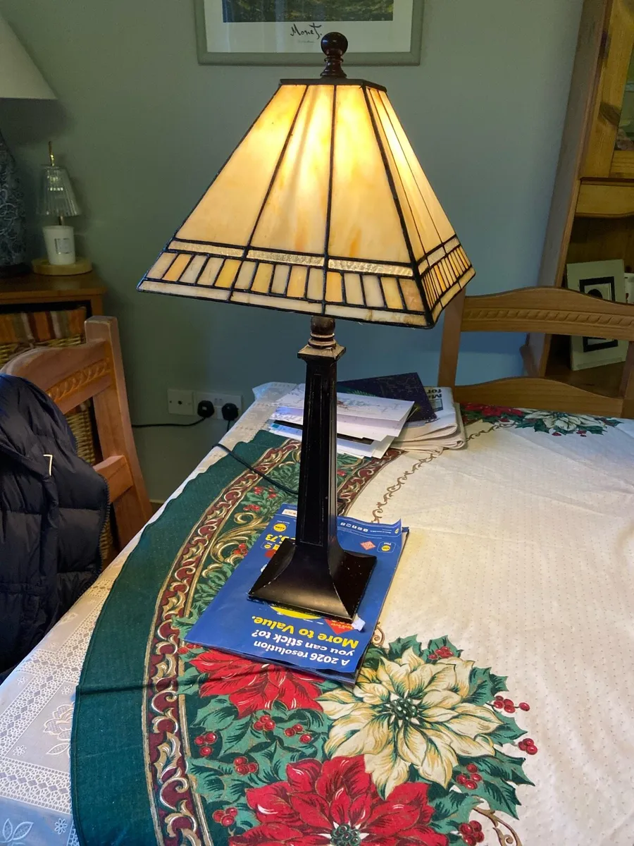 Tiffany. Lamp - Image 2