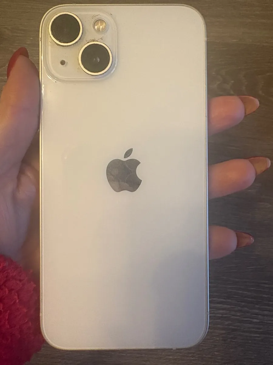 iPhone 13 - Image 1