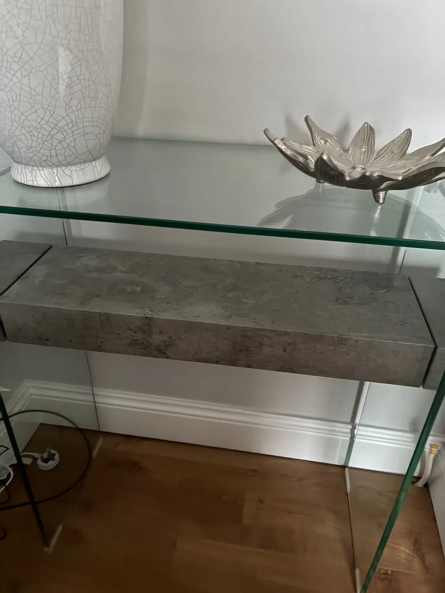 Console table - Image 2