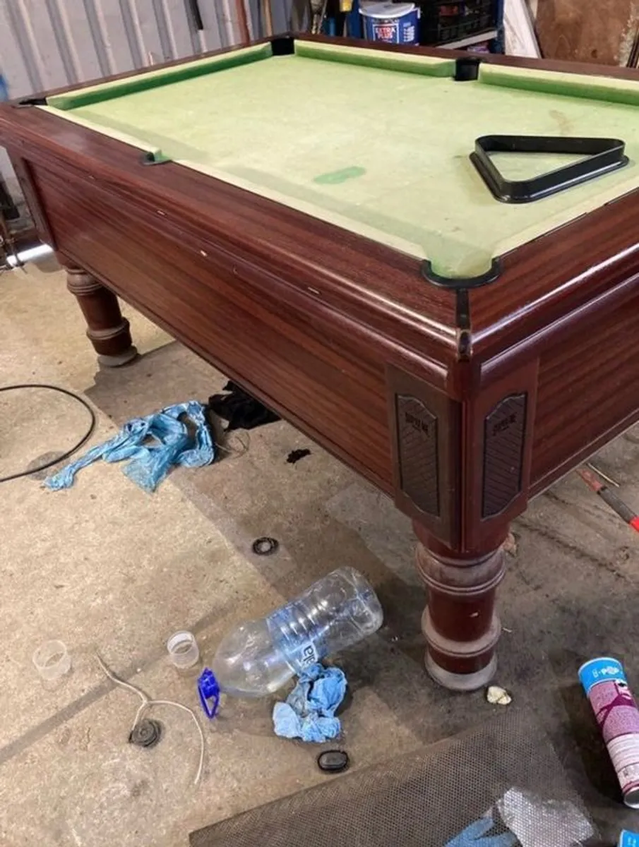Supreme Pool Table for Sale 6 by 3 ft - Image 4