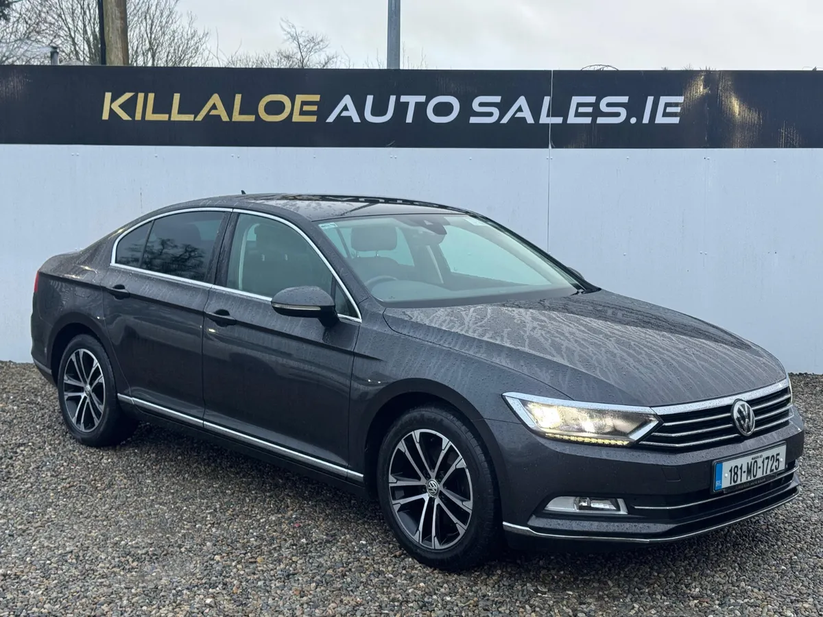 Volkswagen Passat 1.6TDI Highline (Top Spec) Manua - Image 1