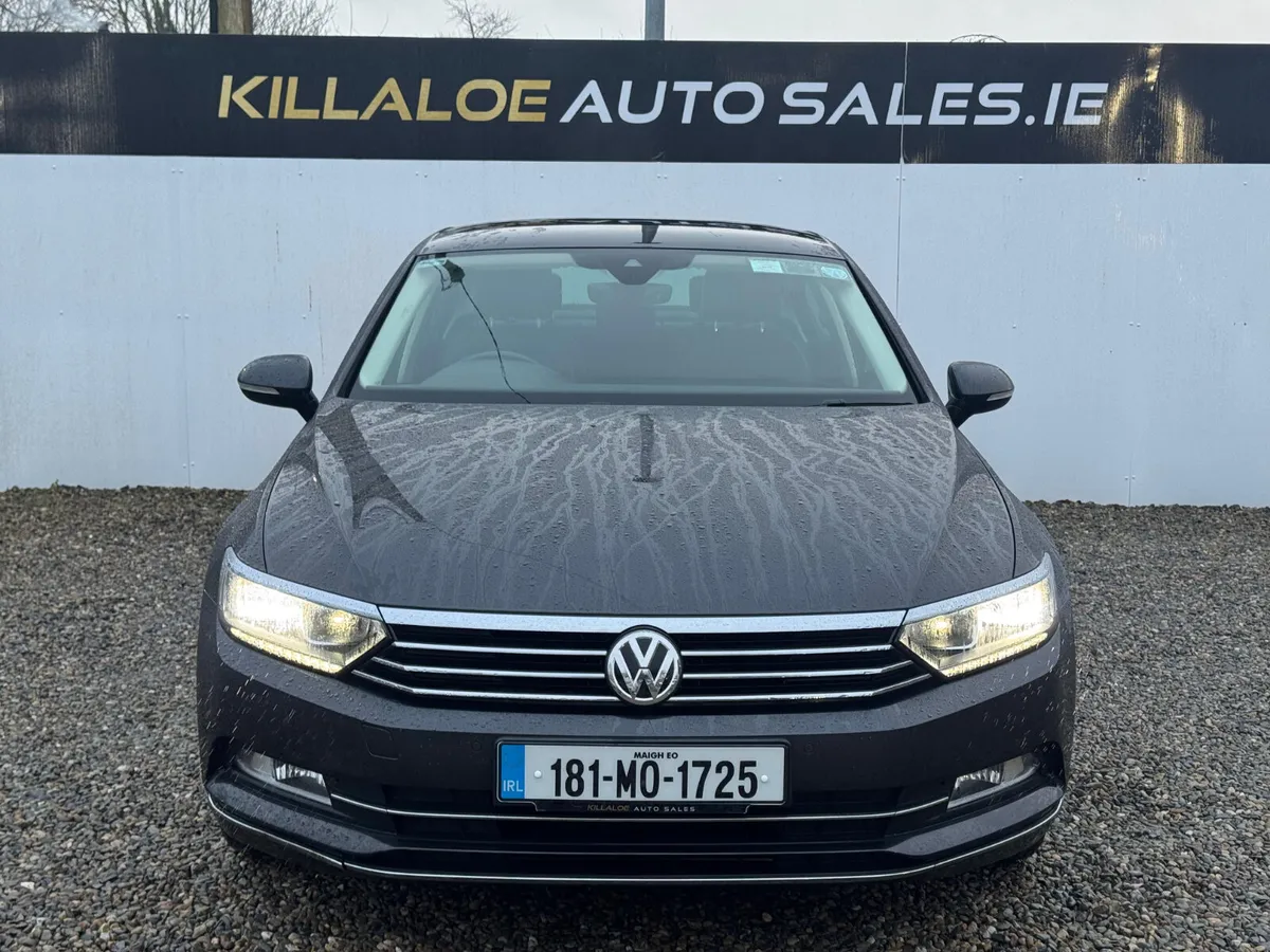 Volkswagen Passat 1.6TDI Highline (Top Spec) Manua - Image 2