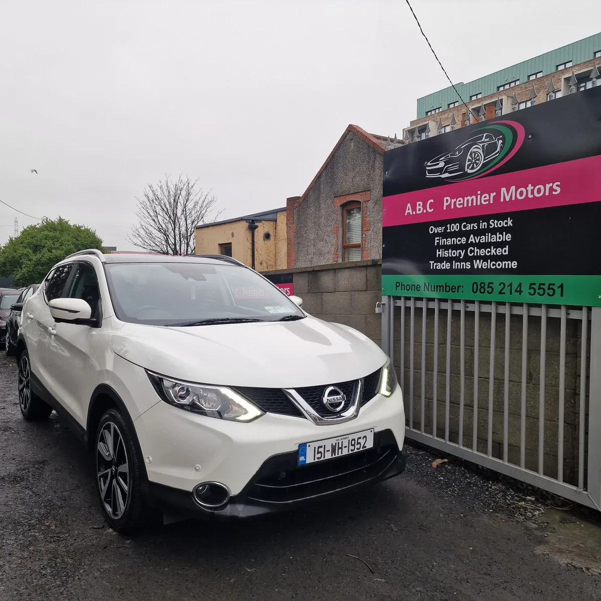 Nissan Qashqai 2015 - Image 1
