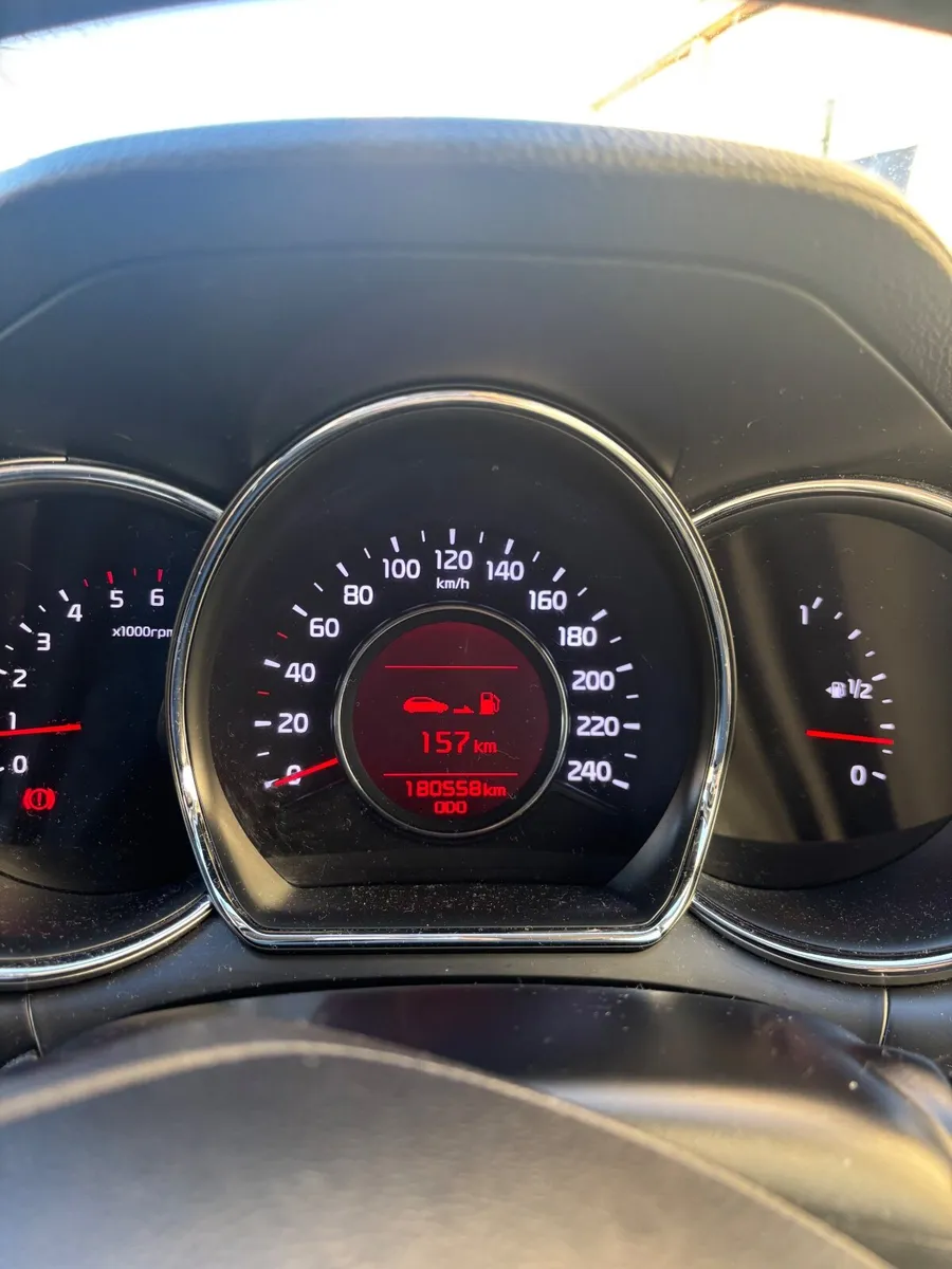 Kia Ceed 2014 - Image 2