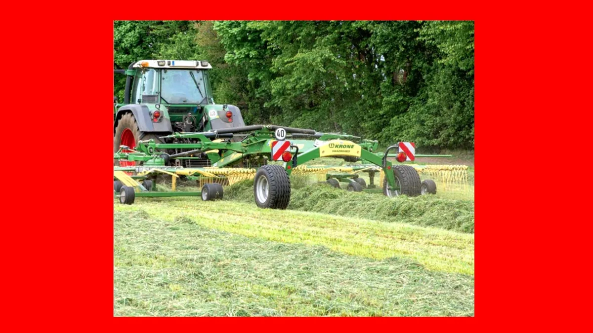 Krone Swadro Rake - Image 2