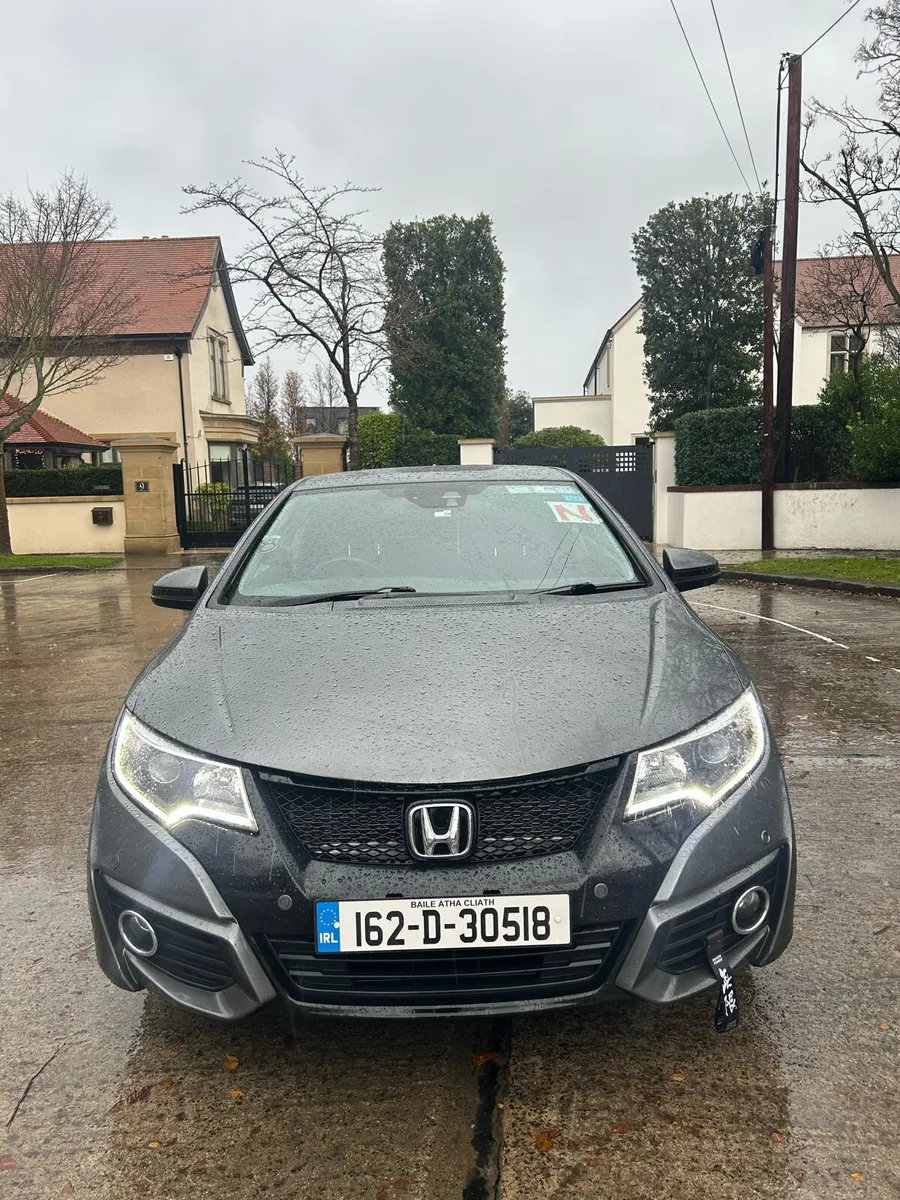 Honda Civic 2016 - Image 1