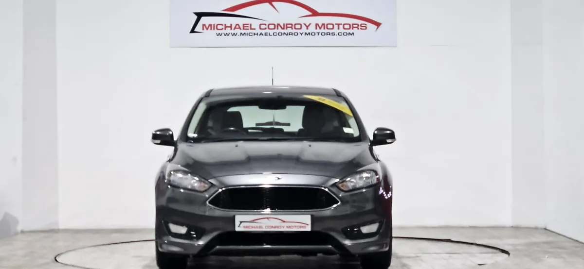 Ford Focus Zetec S 2015 - Finance Available - Image 4