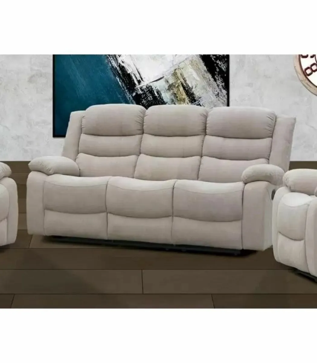 ✨ 3-Seater Brown Recliner Sofa ✨ - Image 3