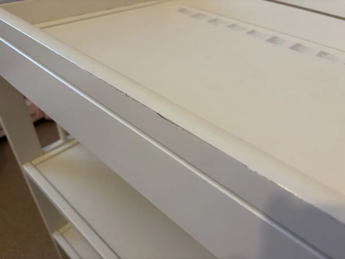 IKEA Gulliver Changing Table - Image 3