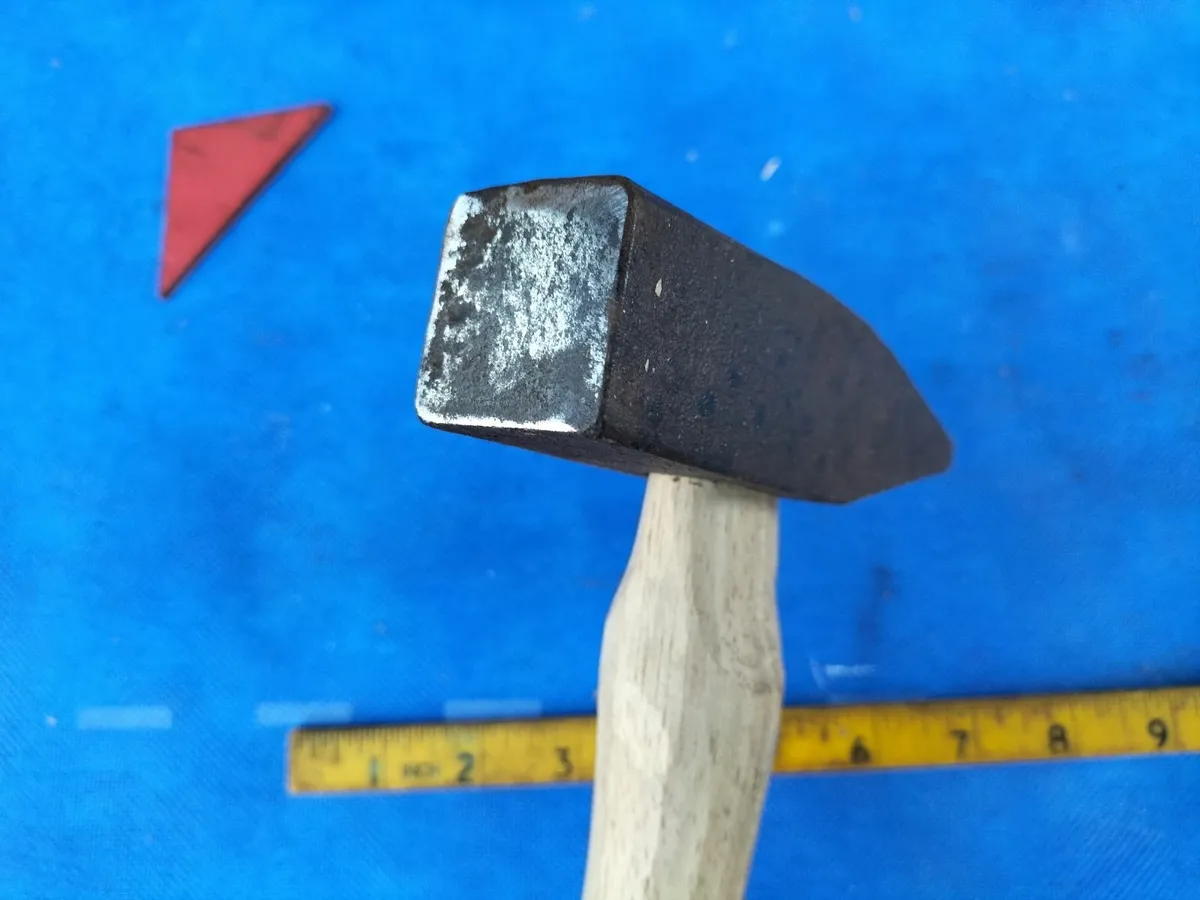 1kg German Pattern Hammer - Image 3