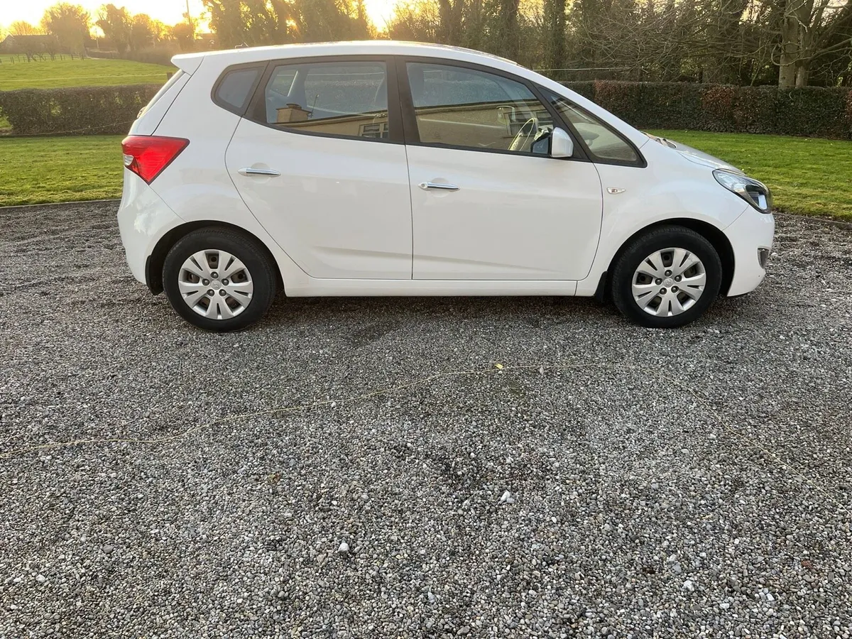 Hyundai ix20 - Image 2