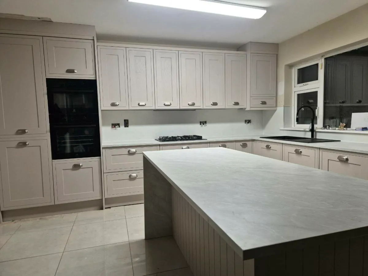 Fitted kitchens - Image 4