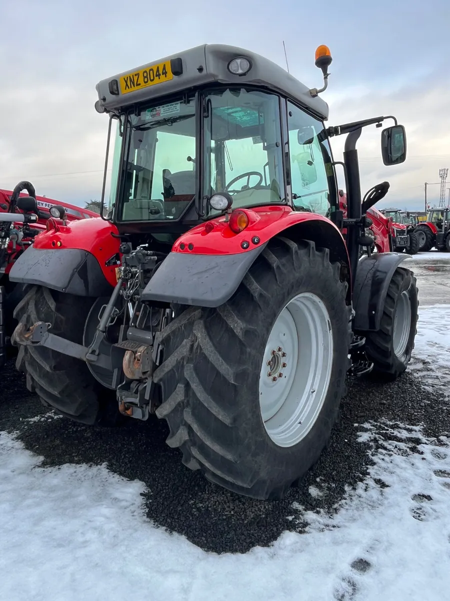Massey Ferguson 5713Sl - Image 3