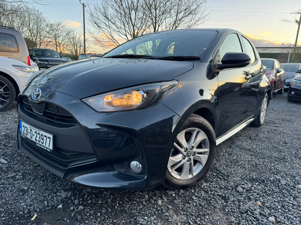 Toyota Yaris Hybrid Auto 2023 - Image 2