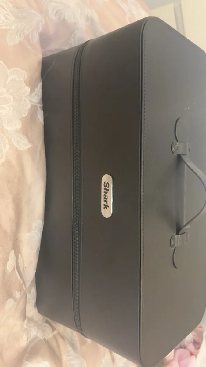 Shark flexstyle - Image 1