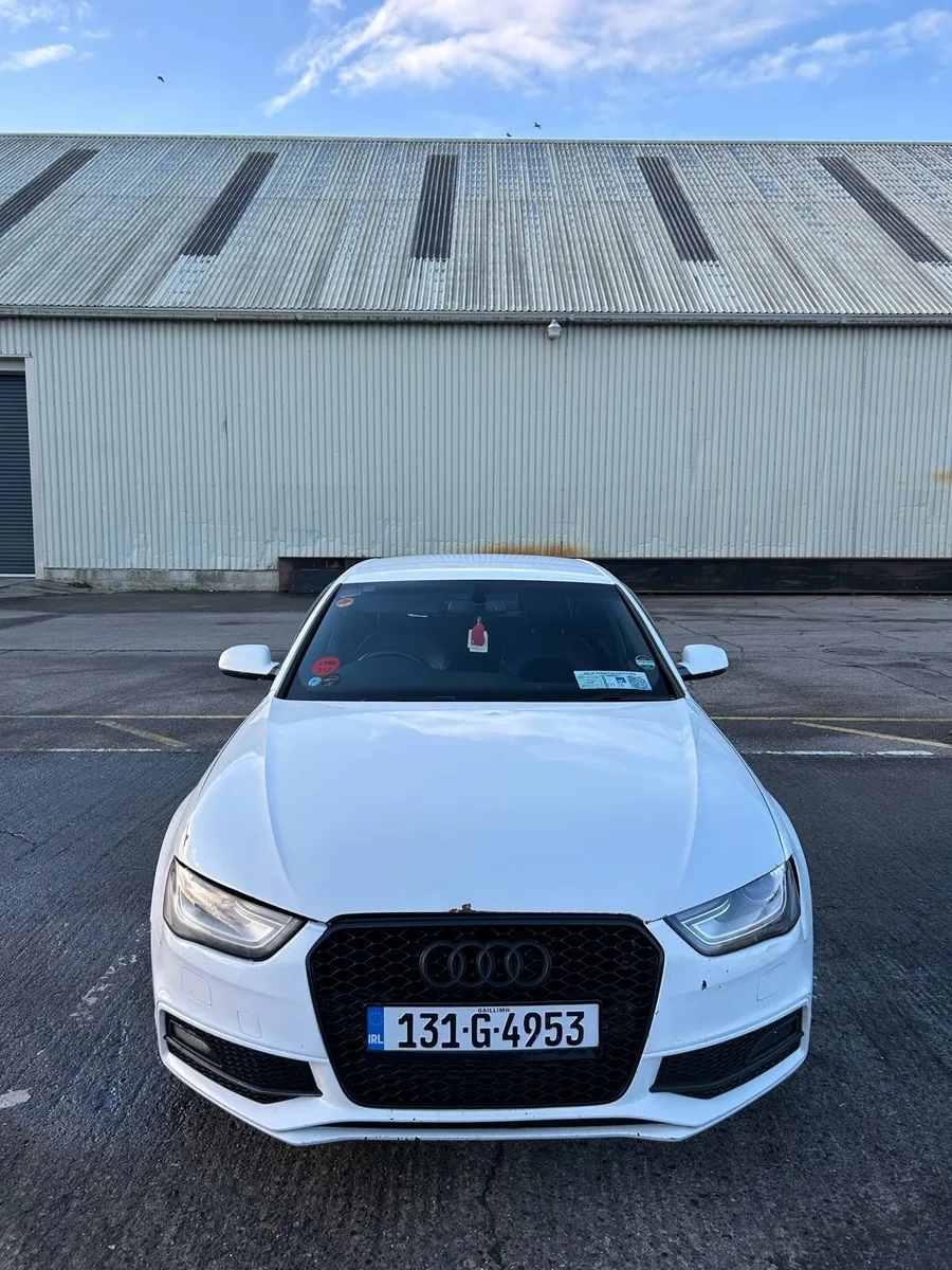 Audi A4 S line (2013) - Image 3