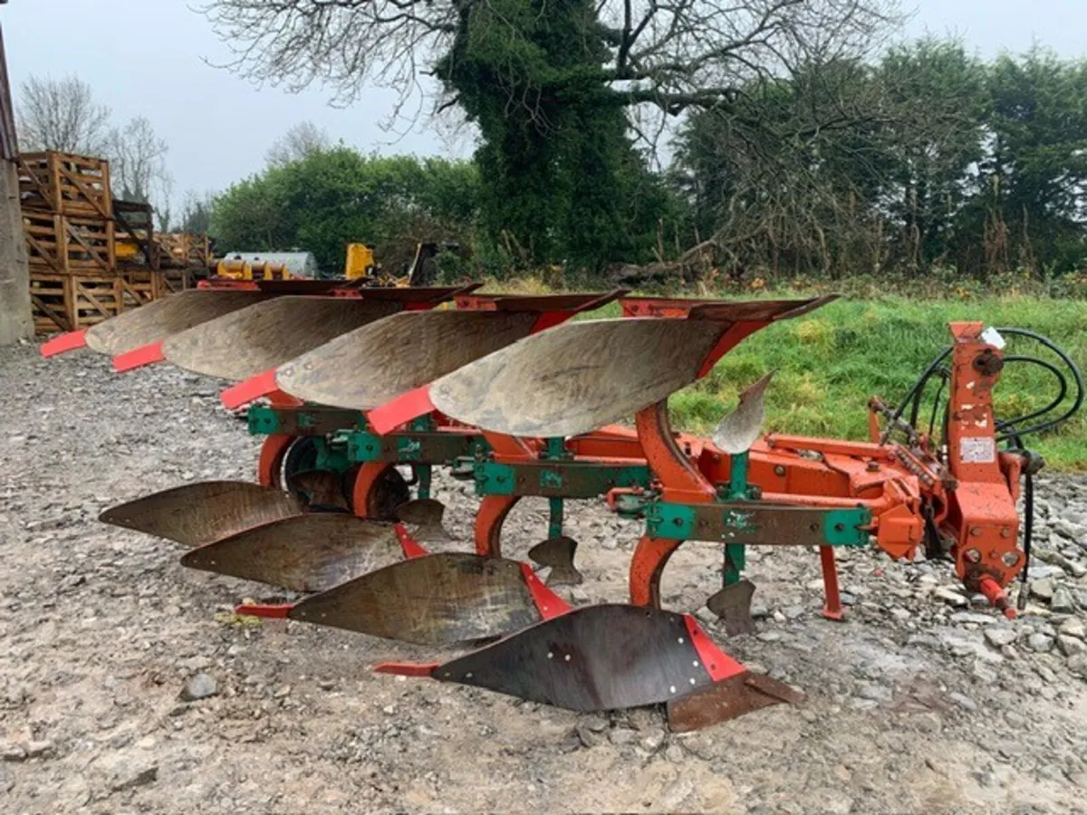 KVERNELAND 4F EG HYD VARI WIDTH no8 - Image 1