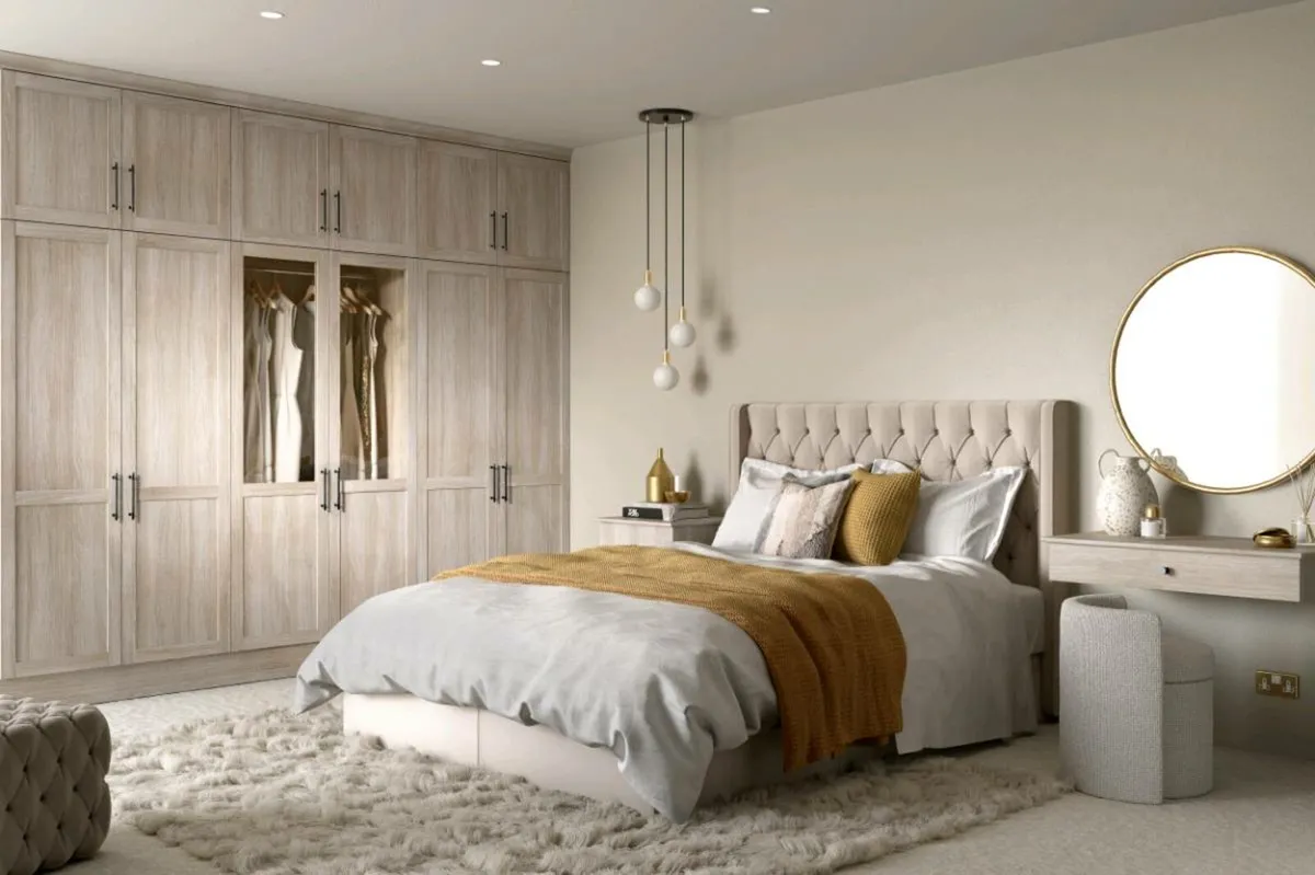 Fitted wardrobes - Image 3