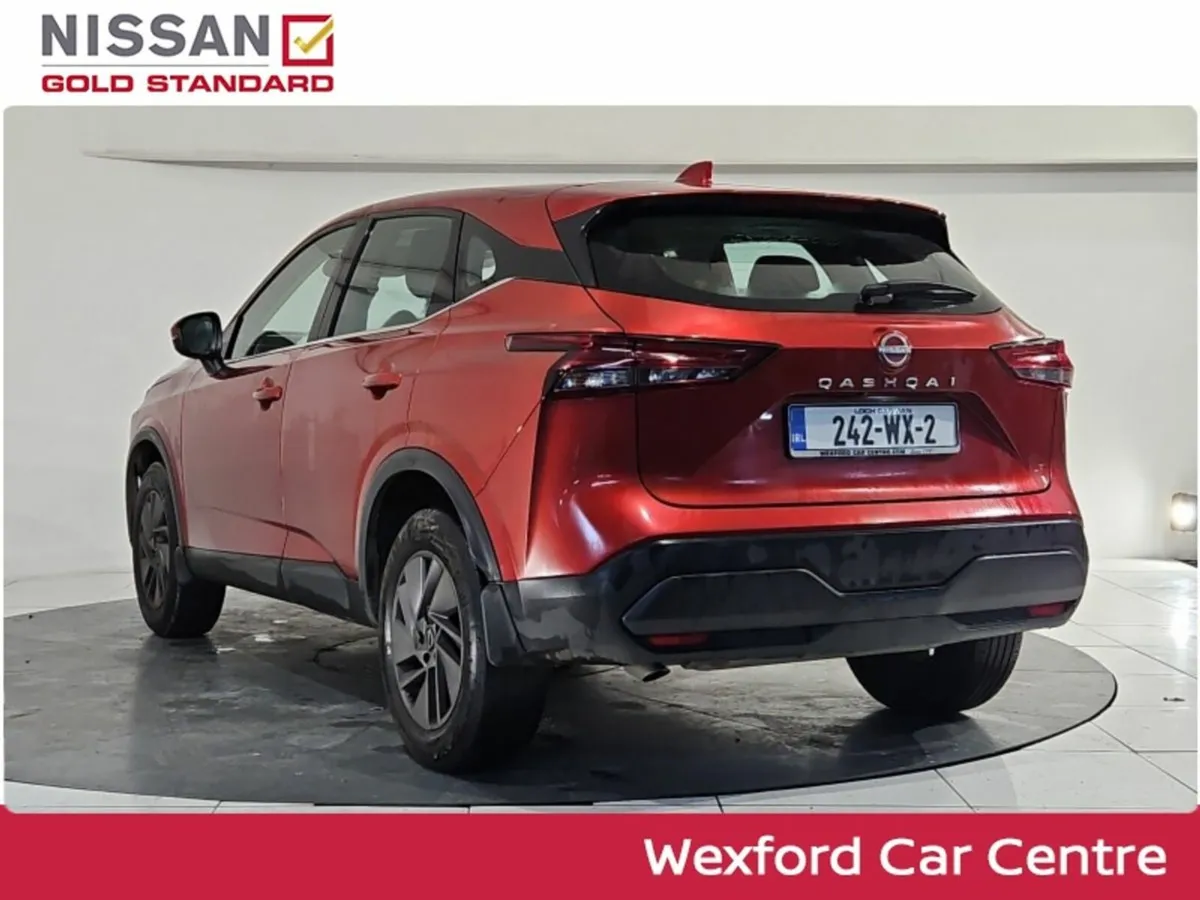 Nissan Qashqai 1.3 PET MILD HYBRID SV - Image 4