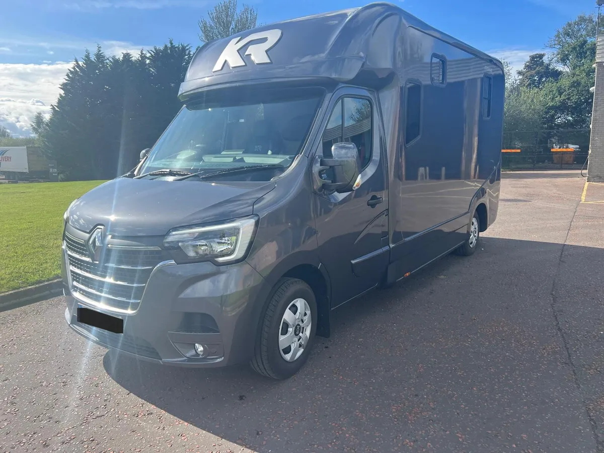 2024  Renault Master Demo - Image 2