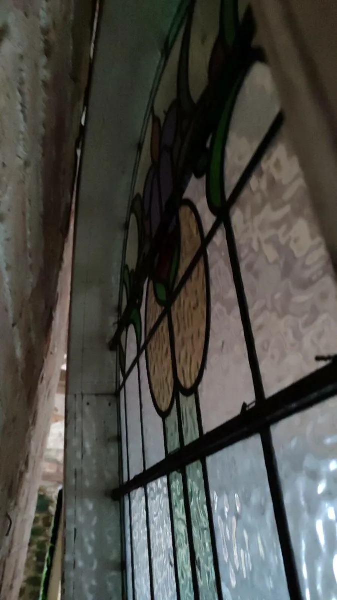Stain glass window - Image 3
