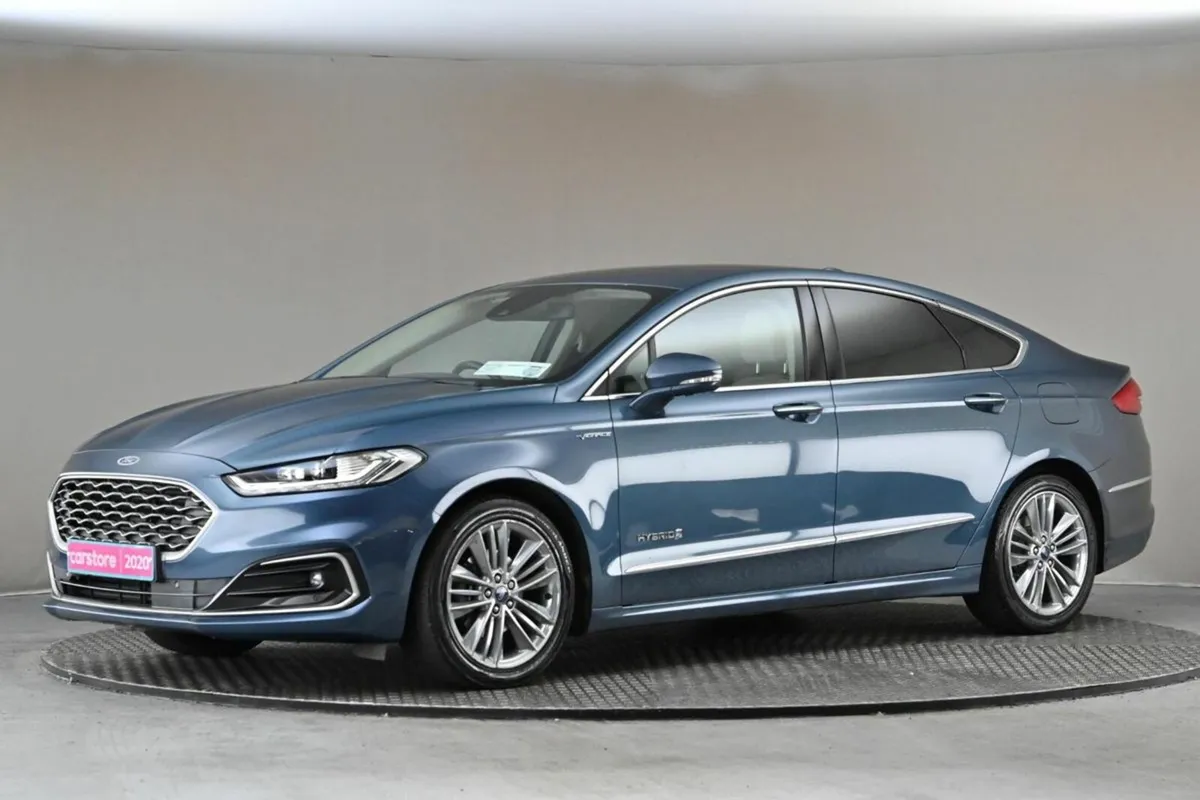 Ford Mondeo 2.0 HYBRID 187BHP VIGNALE AUTO *BEIGE - Image 4