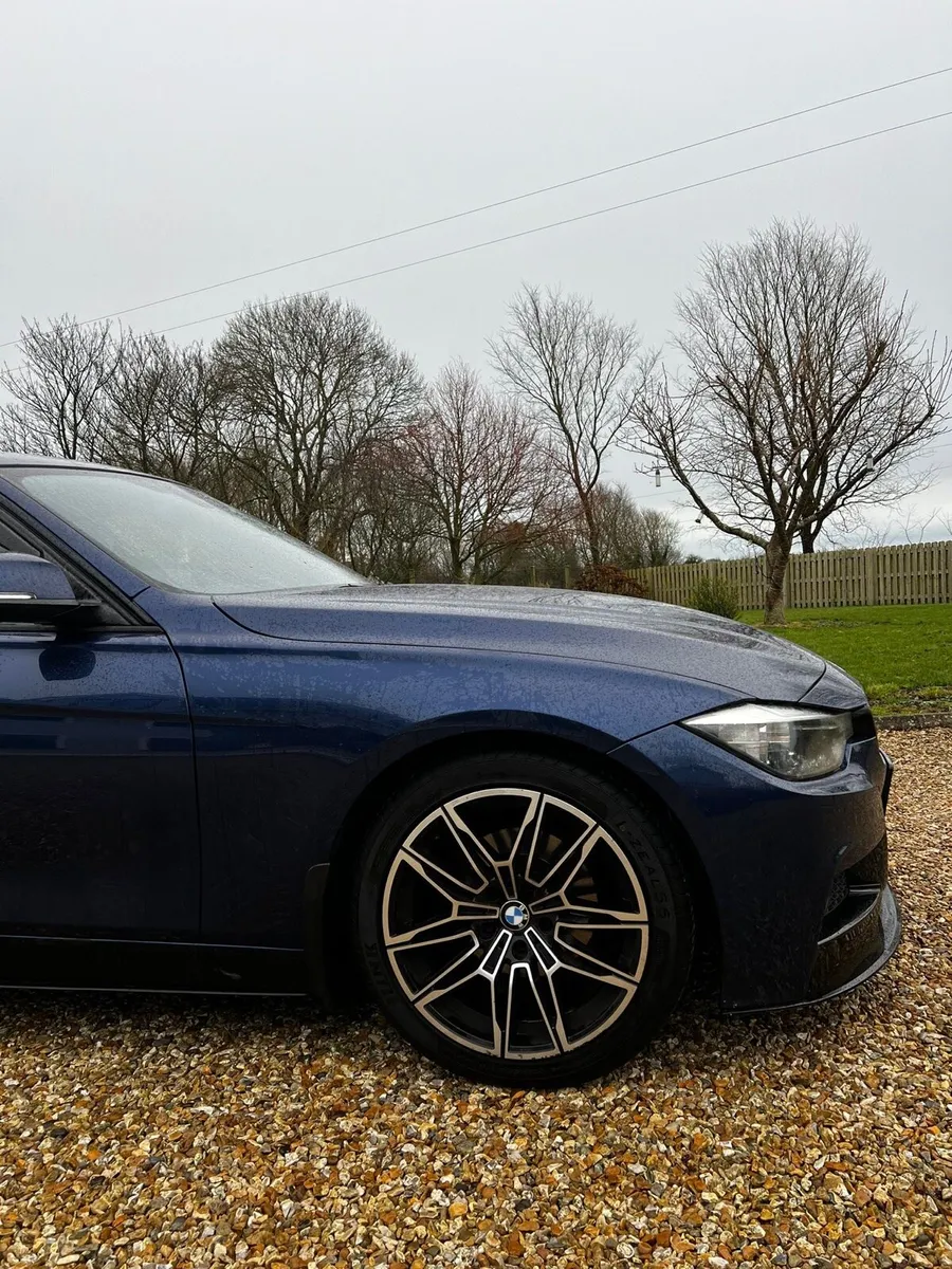 BMW 320D - Image 3