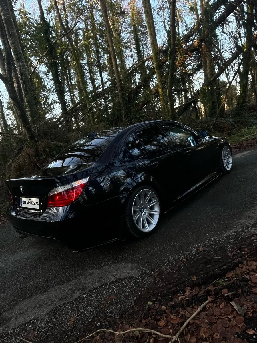 525d Auto M-sport 11 months NCT - Image 2