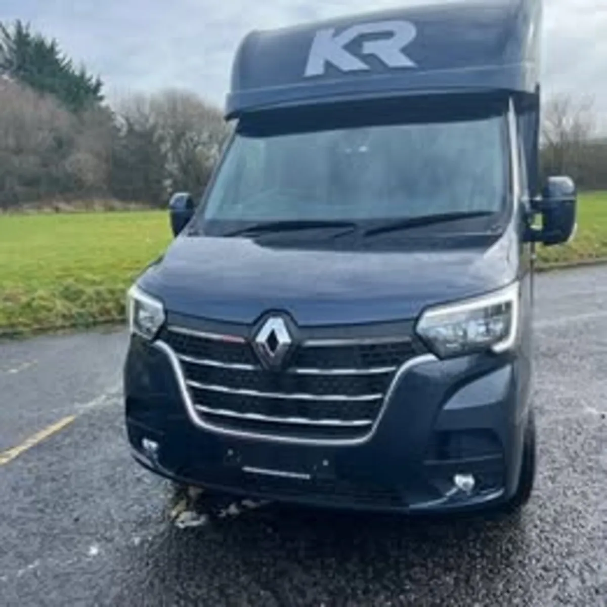 Renaul Master horse truck - Image 1