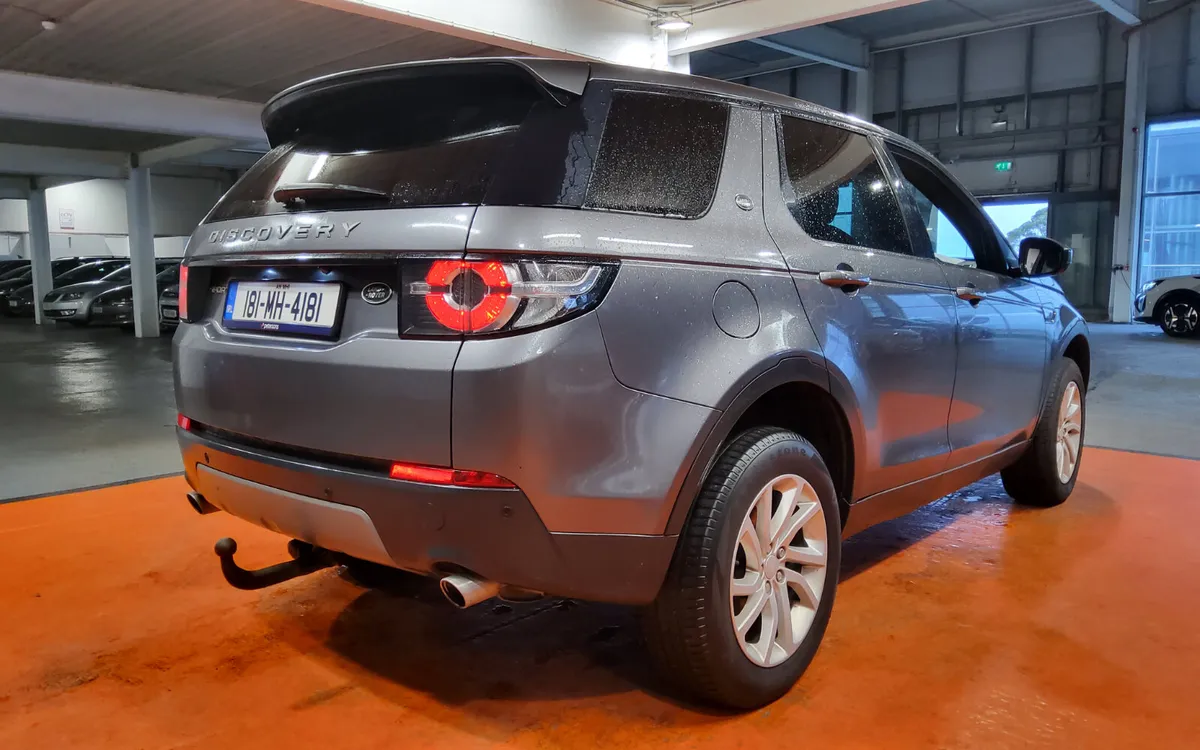 Land Rover Discovery Sport 2018 - Image 3