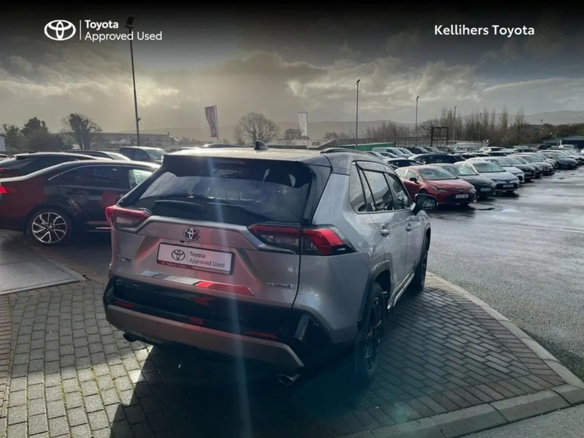 Toyota RAV4 RAV4 HYBRID SPORT - Image 2
