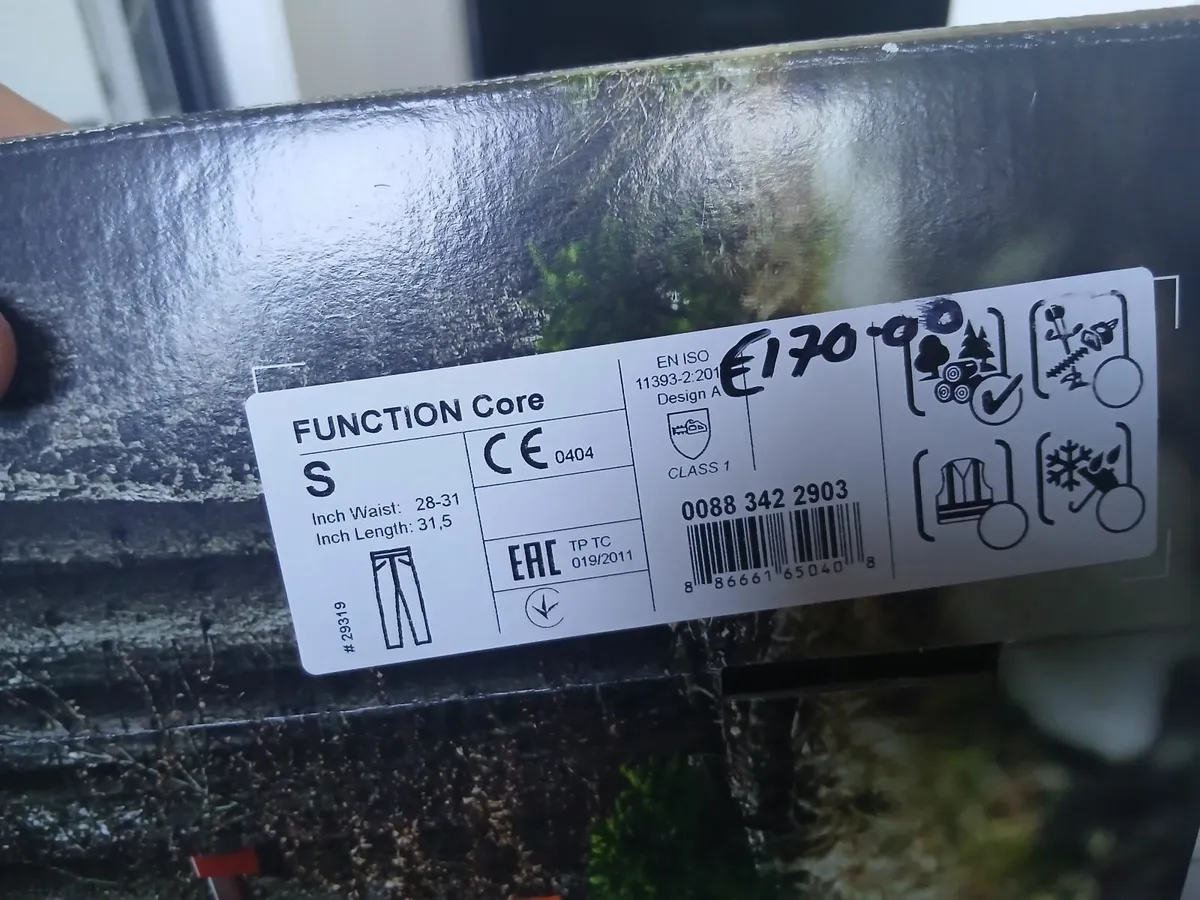 Chainsaw pants chainsaw helmet with ear defenders - Image 4