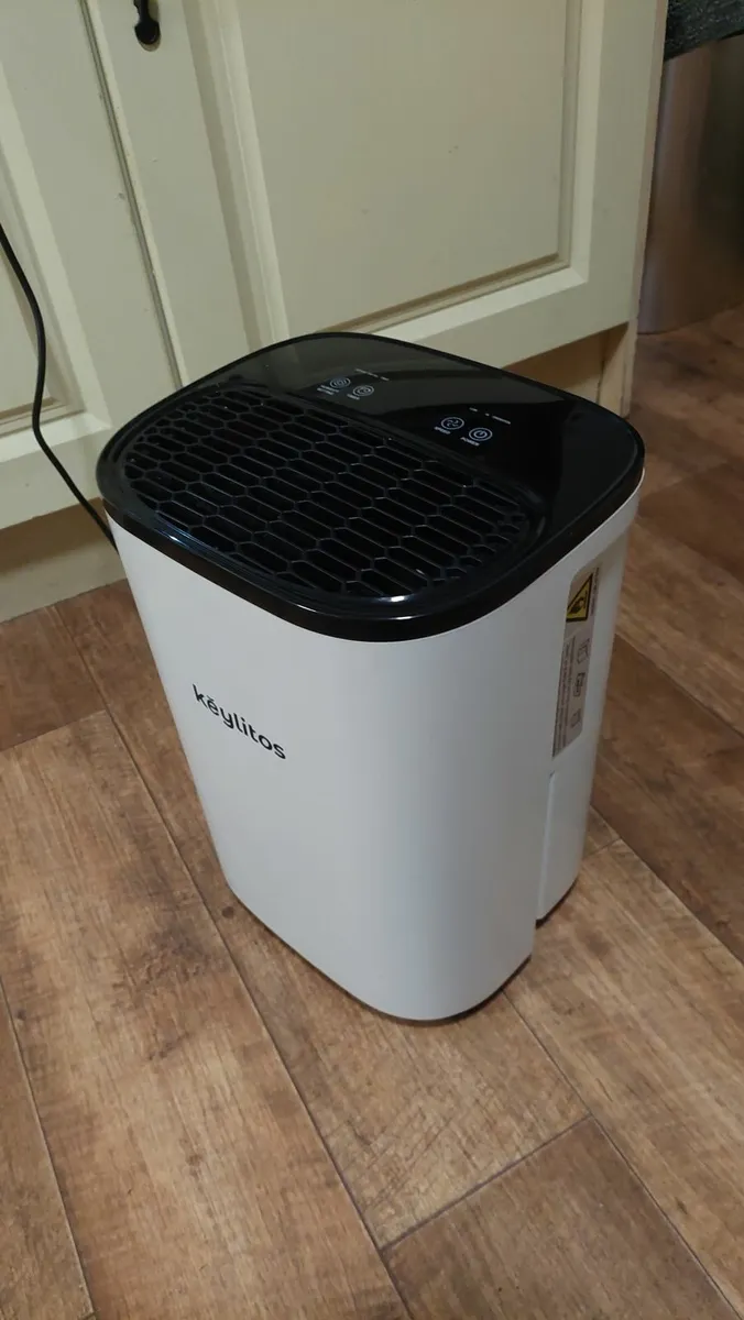Dehumidifier 12L - Image 1