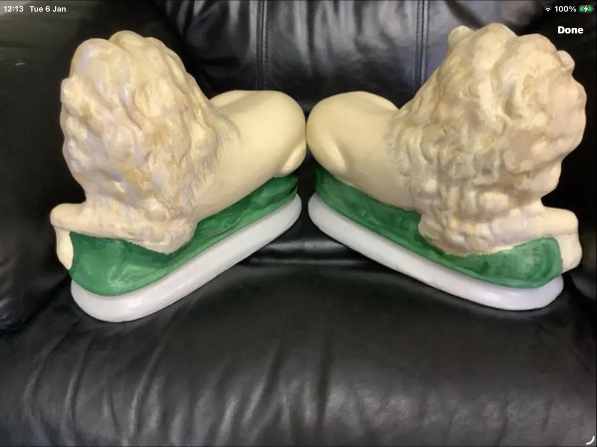 Lion Ornaments (Pair) - Image 2