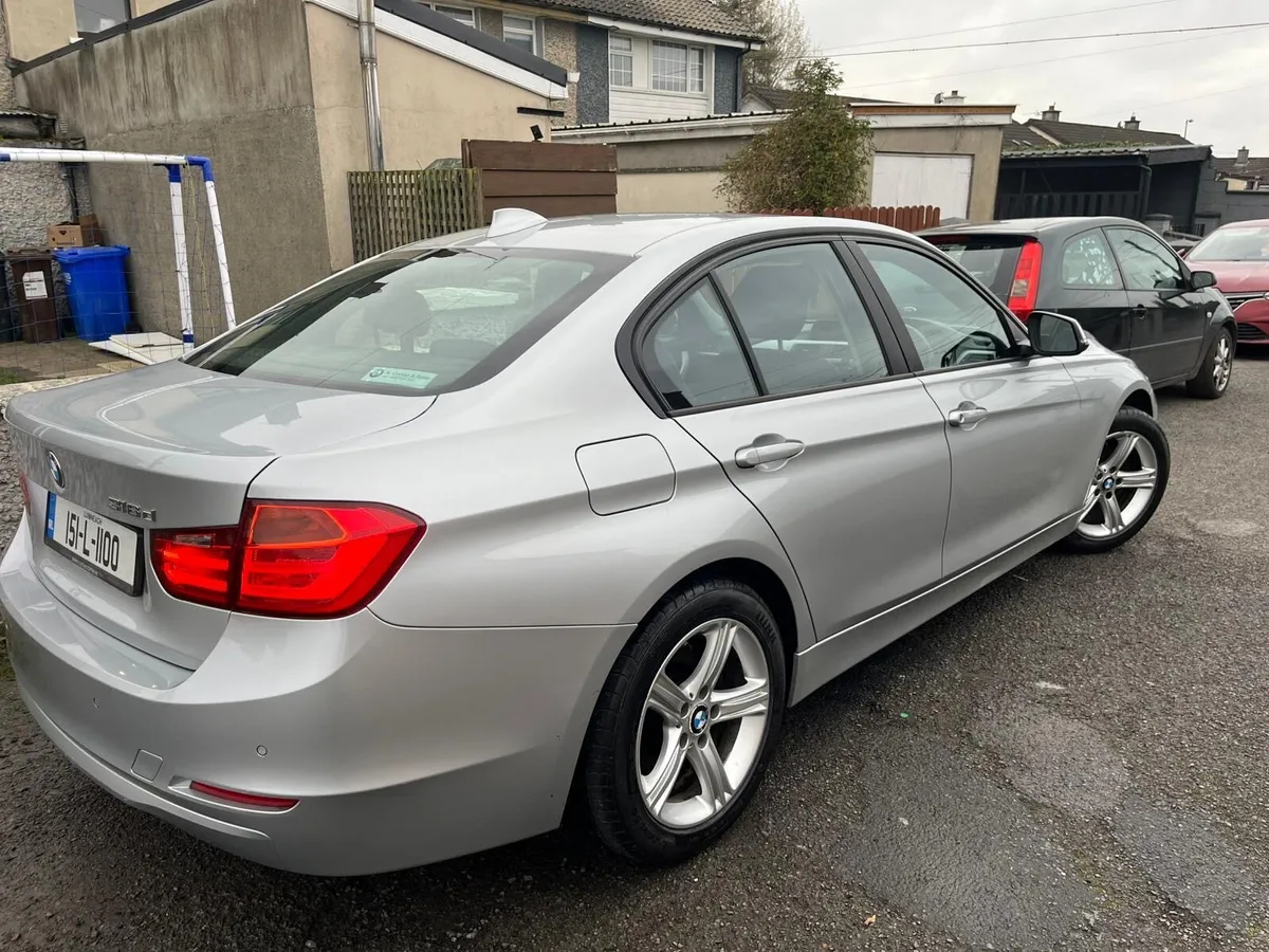BMW 318D 2.0 disel  low km 244km - Image 2