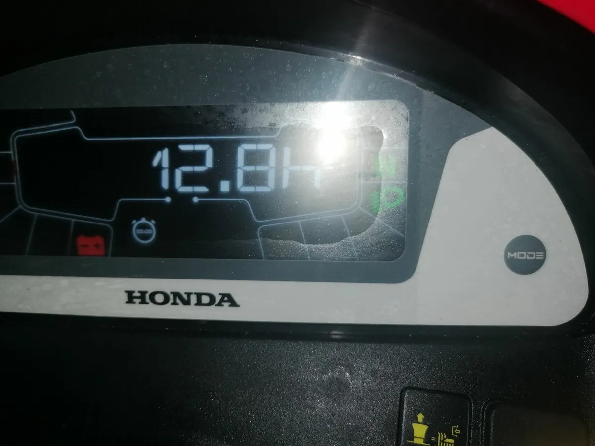 Honda HF 2625 - Image 2