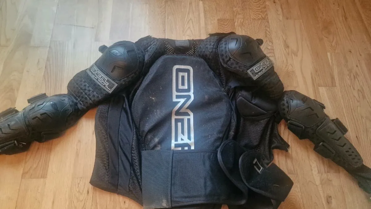 MX Gear clear out - Image 3