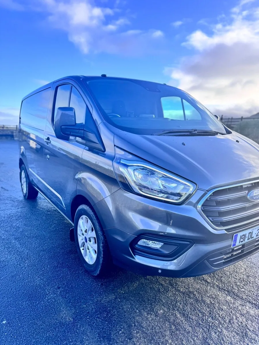 2019 Transit custom Limited - Image 2