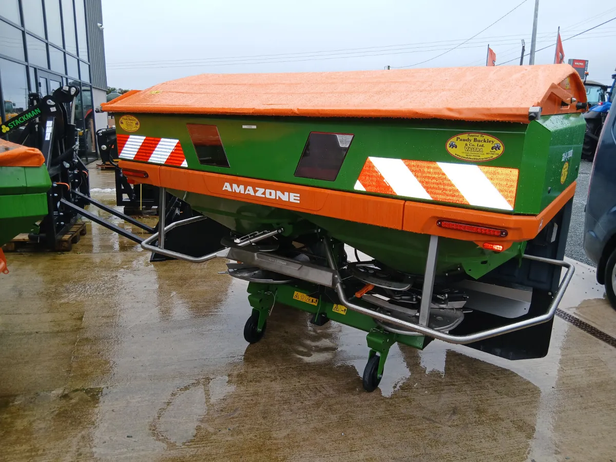 Amazone Ecoline spreader S2000 - Image 1