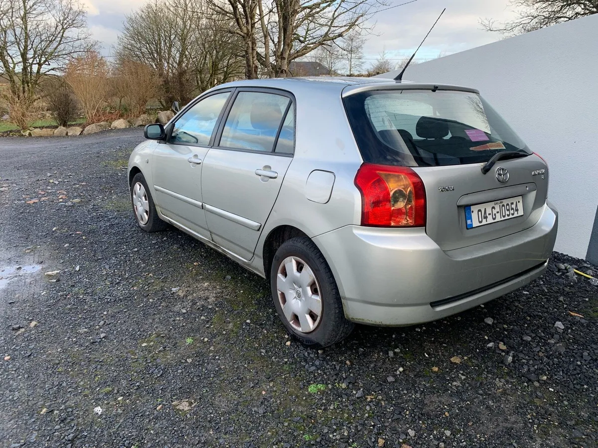 Toyota Corolla - Image 2