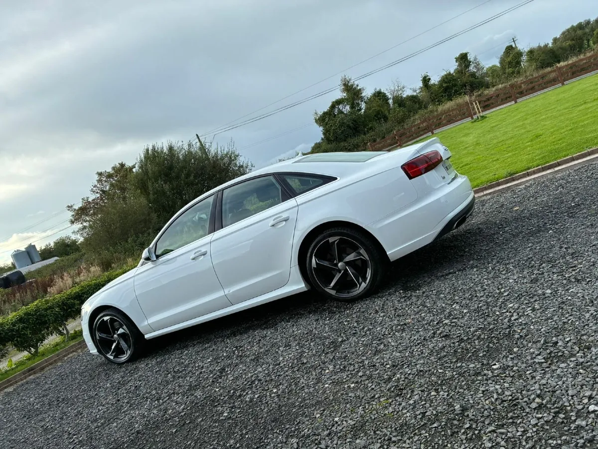 Audi A6 2015 - Image 2