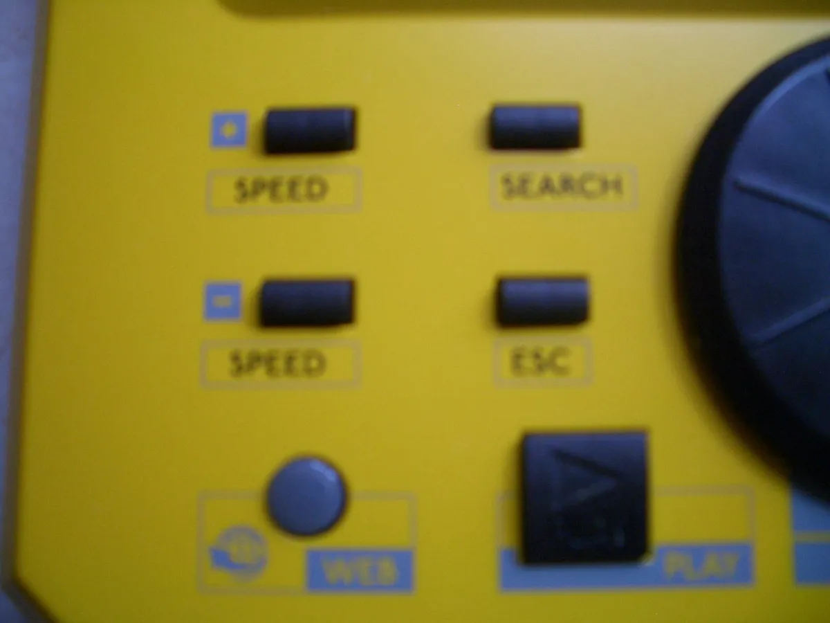 OKYWEB 4 MP3 BACKING TRACK PLAYER - Image 2