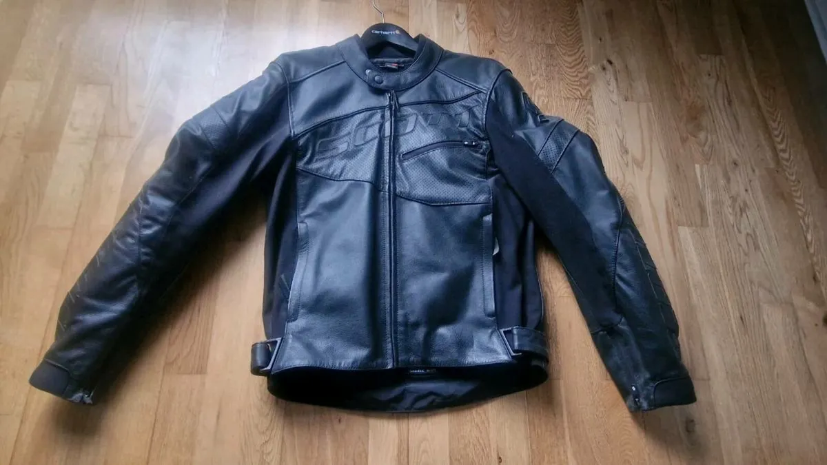 Motorcycle Jacket/suit/boots/gloves & helmet - Image 1