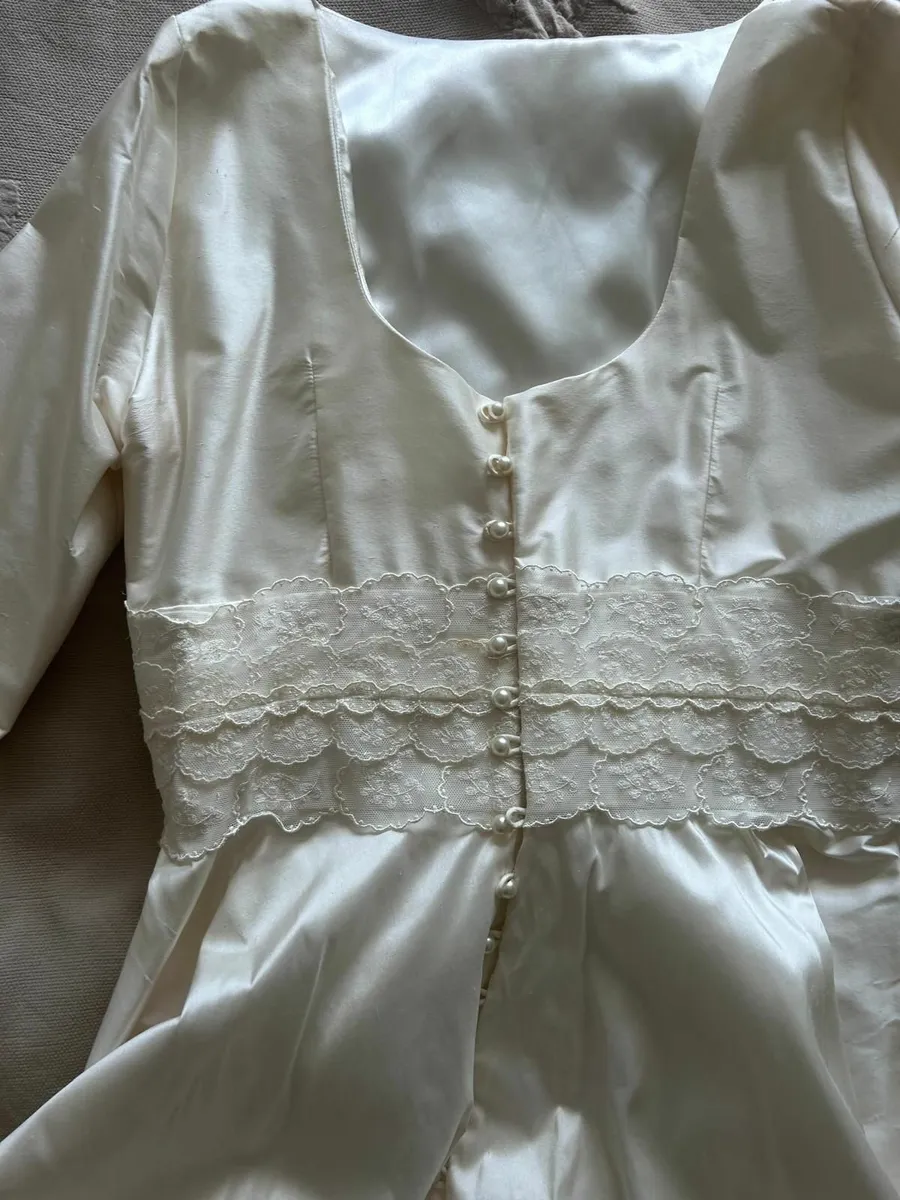 Lizzie Agnew Vintage Style wedding dress - Image 2