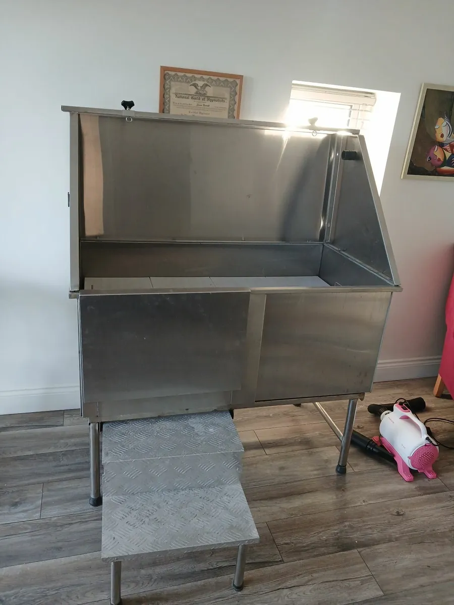 Dog Grooming Equipment - Image 2