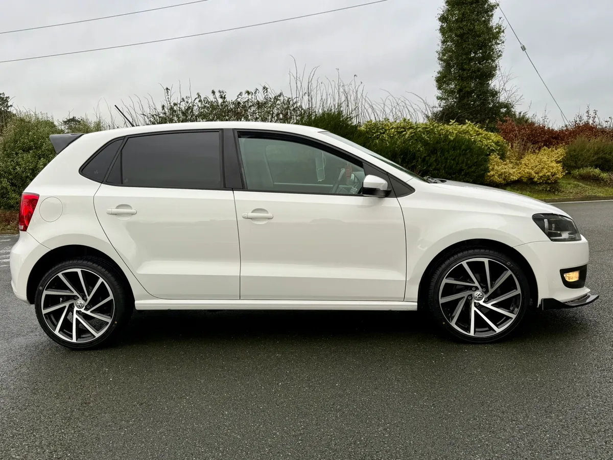 2012 VOLKSWAGEN POLO 1.2 TSI AUTO - Image 2