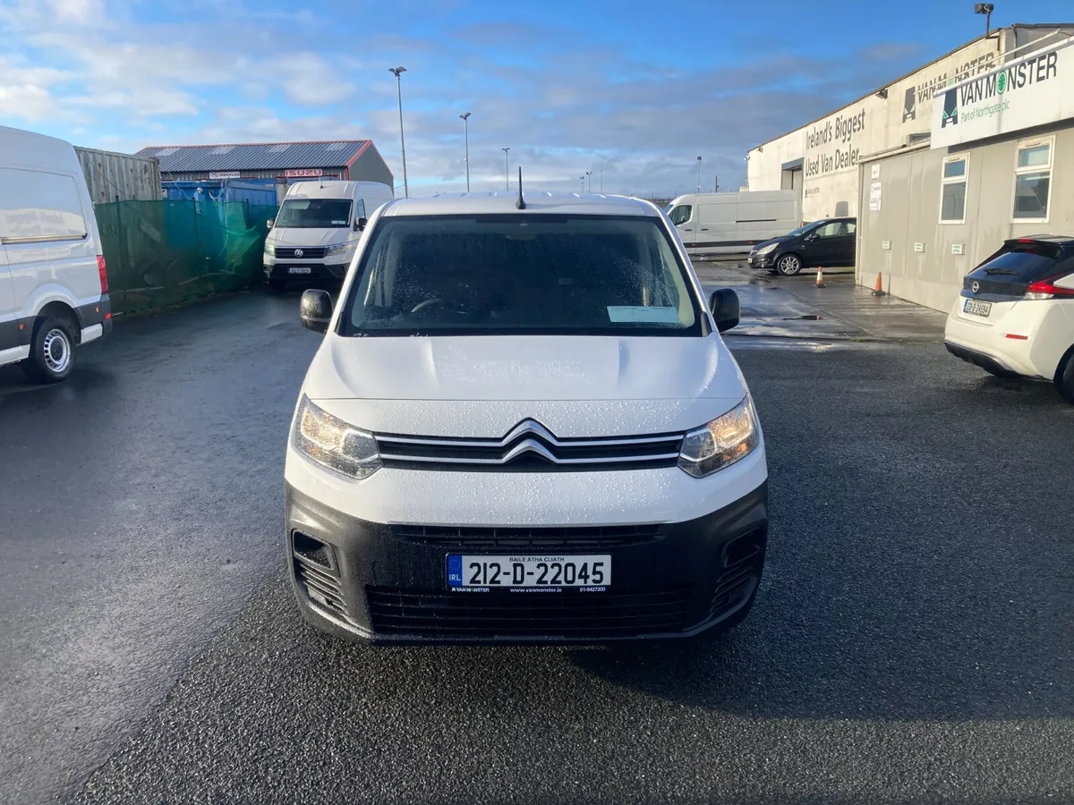 Citroen Berlingo 2021 - Image 2
