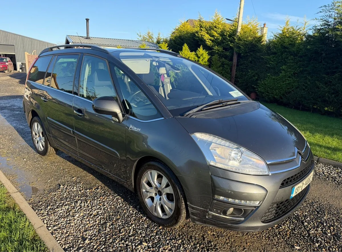 Citreon c4 Picasso 7 seater automatic - Image 1