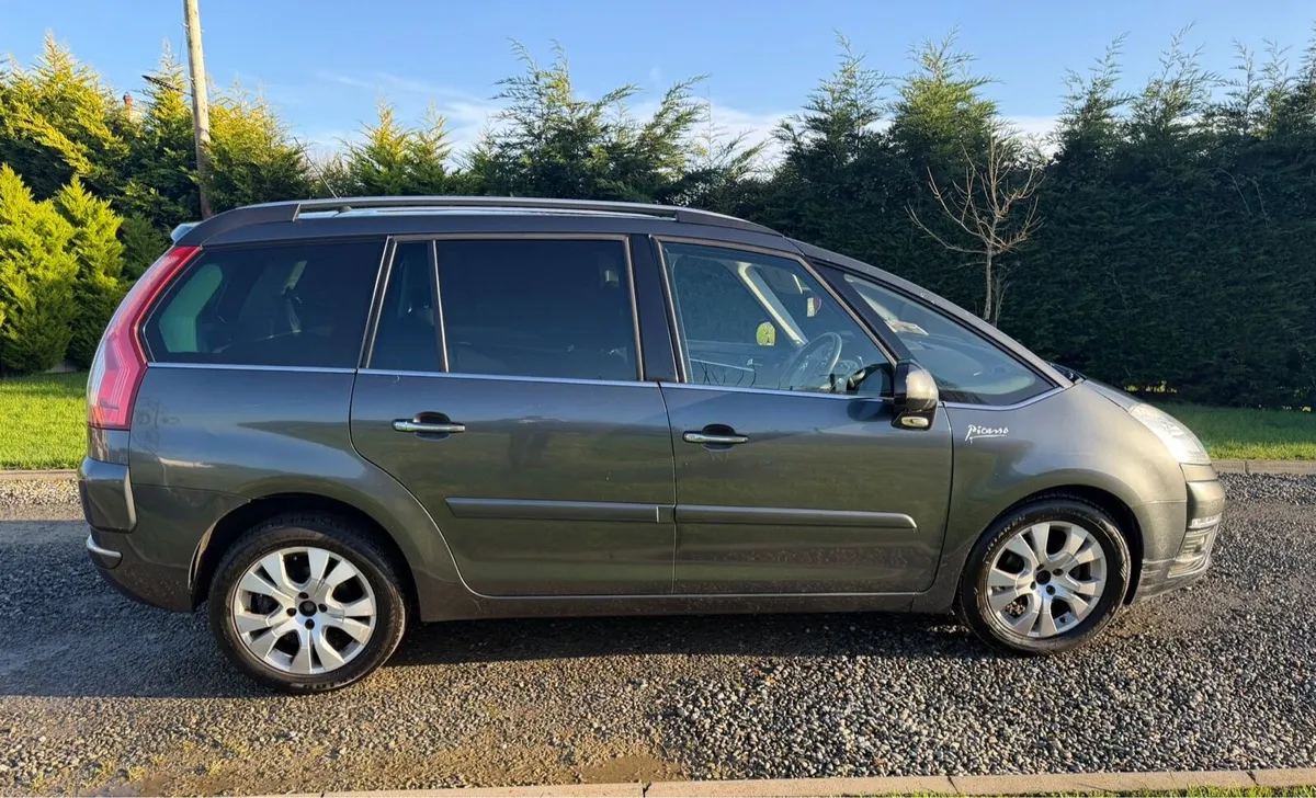 Citreon c4 Picasso 7 seater automatic - Image 4